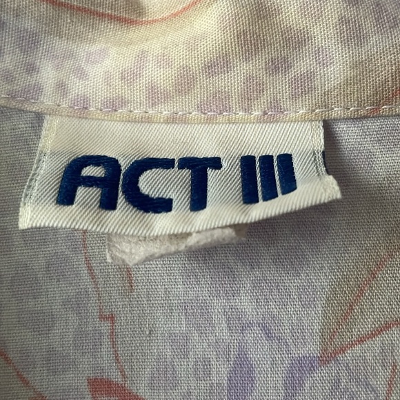 Vintage ACT III floral short sleeve button down top - Picture 3 of 7